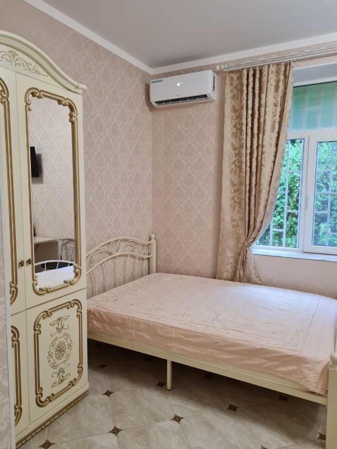 Guest House Gorny Ruchei Gagra Exterior foto