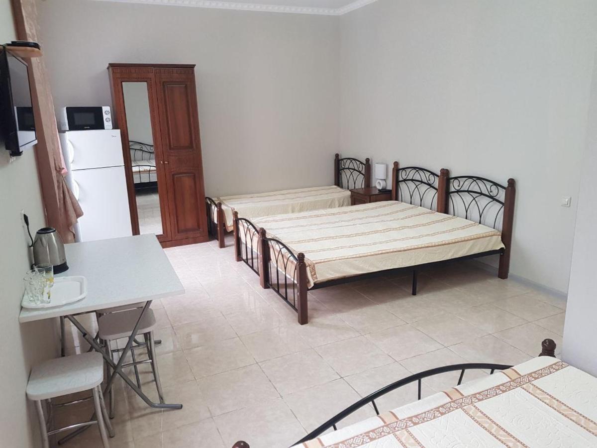 Guest House Gorny Ruchei Gagra Exterior foto